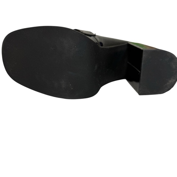 Steve Madden Glossy Black Platform Loafers. Size 11M - Picture 8 of 12